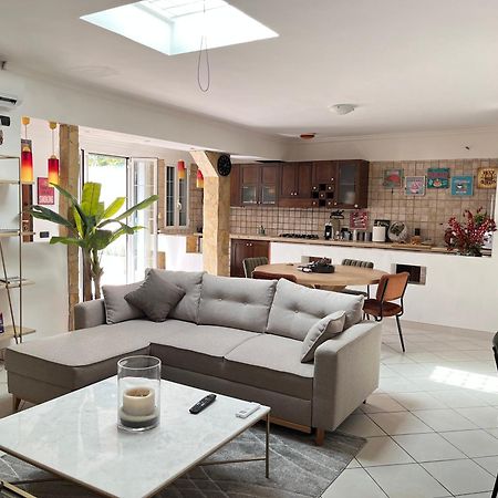 Casa Vacanza Fiera Di Roma ปอนเต กาเลเรีย ภายนอก รูปภาพ