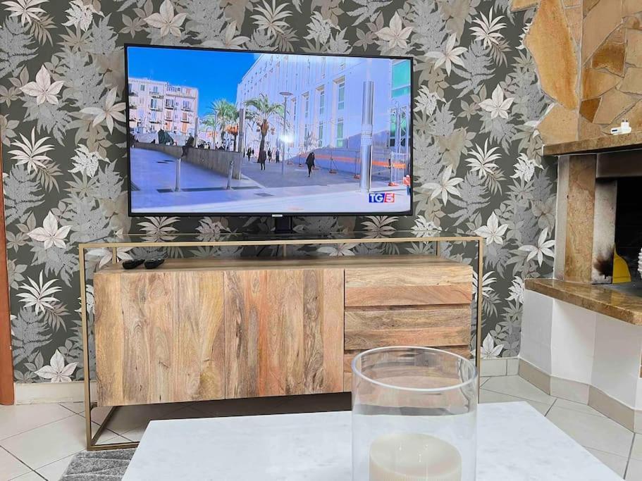 Casa Vacanza Fiera Di Roma ปอนเต กาเลเรีย ภายนอก รูปภาพ