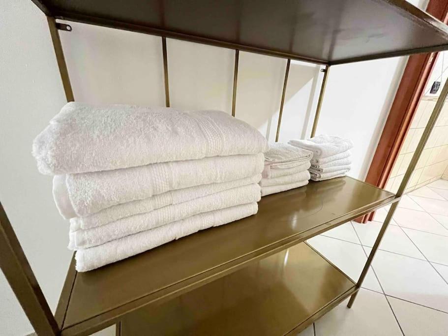 Casa Vacanza Fiera Di Roma ปอนเต กาเลเรีย ภายนอก รูปภาพ