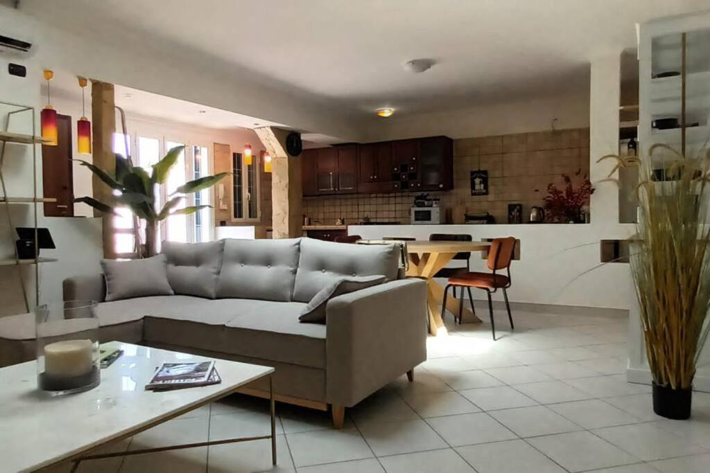 Casa Vacanza Fiera Di Roma ปอนเต กาเลเรีย ภายนอก รูปภาพ