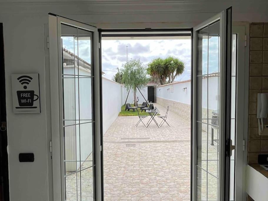 Casa Vacanza Fiera Di Roma ปอนเต กาเลเรีย ภายนอก รูปภาพ